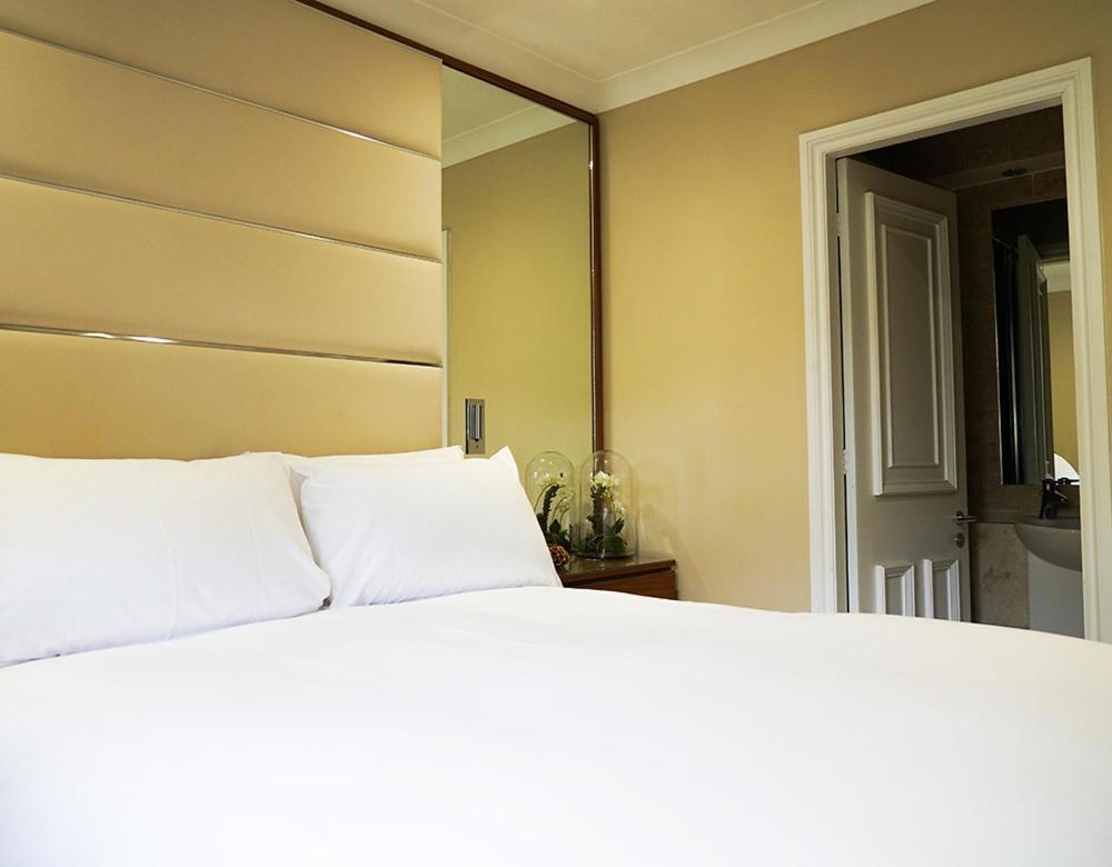 40 Winks Hospitality Hotel Дърам Стая снимка